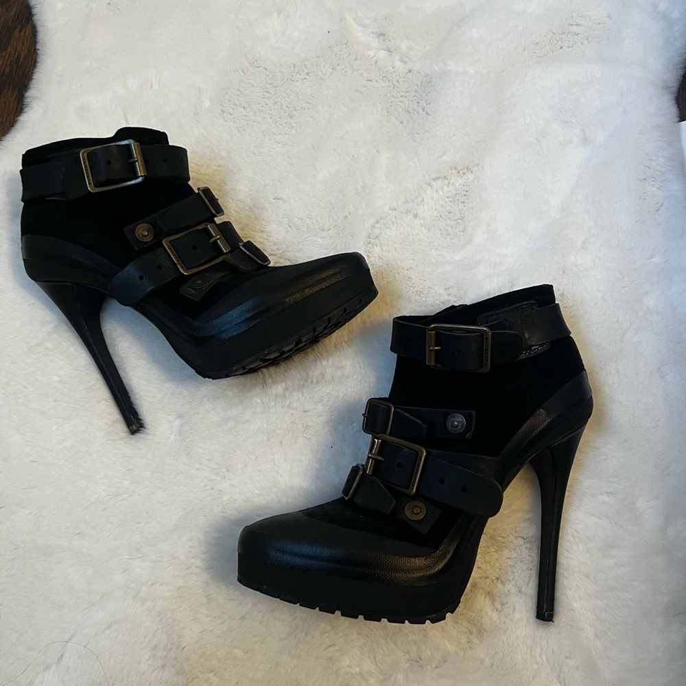 Burberry ankle boots only worn three times.